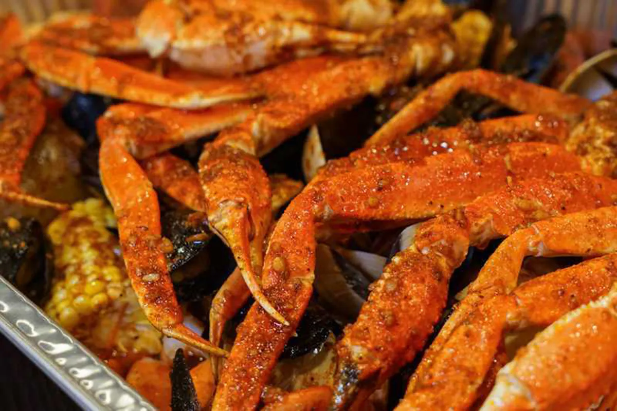 Seasoned Snow Crab Leg Boil at Crabby Village，a Seafood Restaurant in Petersburg