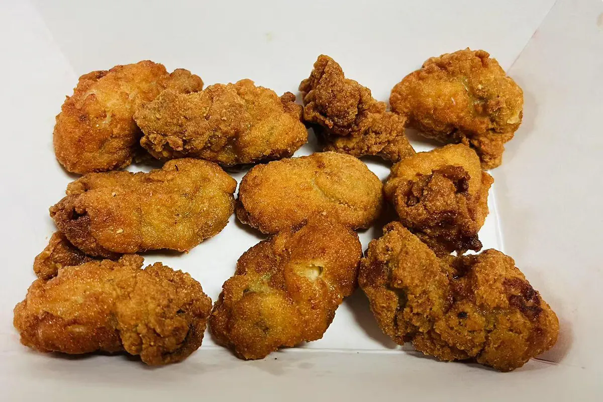 Fried Chicken Bites at Crabby Village，a Seafood Restaurant in Petersburg