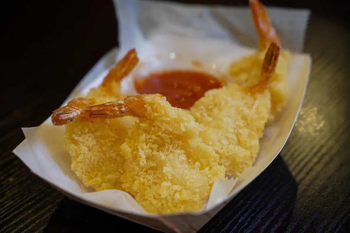 Fried Butterfly Shrimp at Crabby Village，a Seafood Restaurant in Petersburg